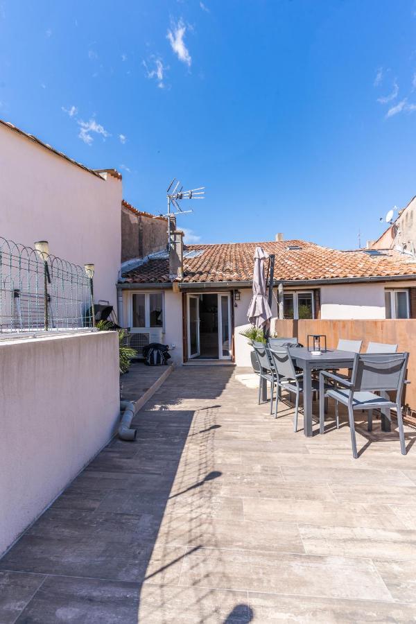 Superbe Appartement Avec Terrasse Sur Les Toits Маноск Экстерьер фото